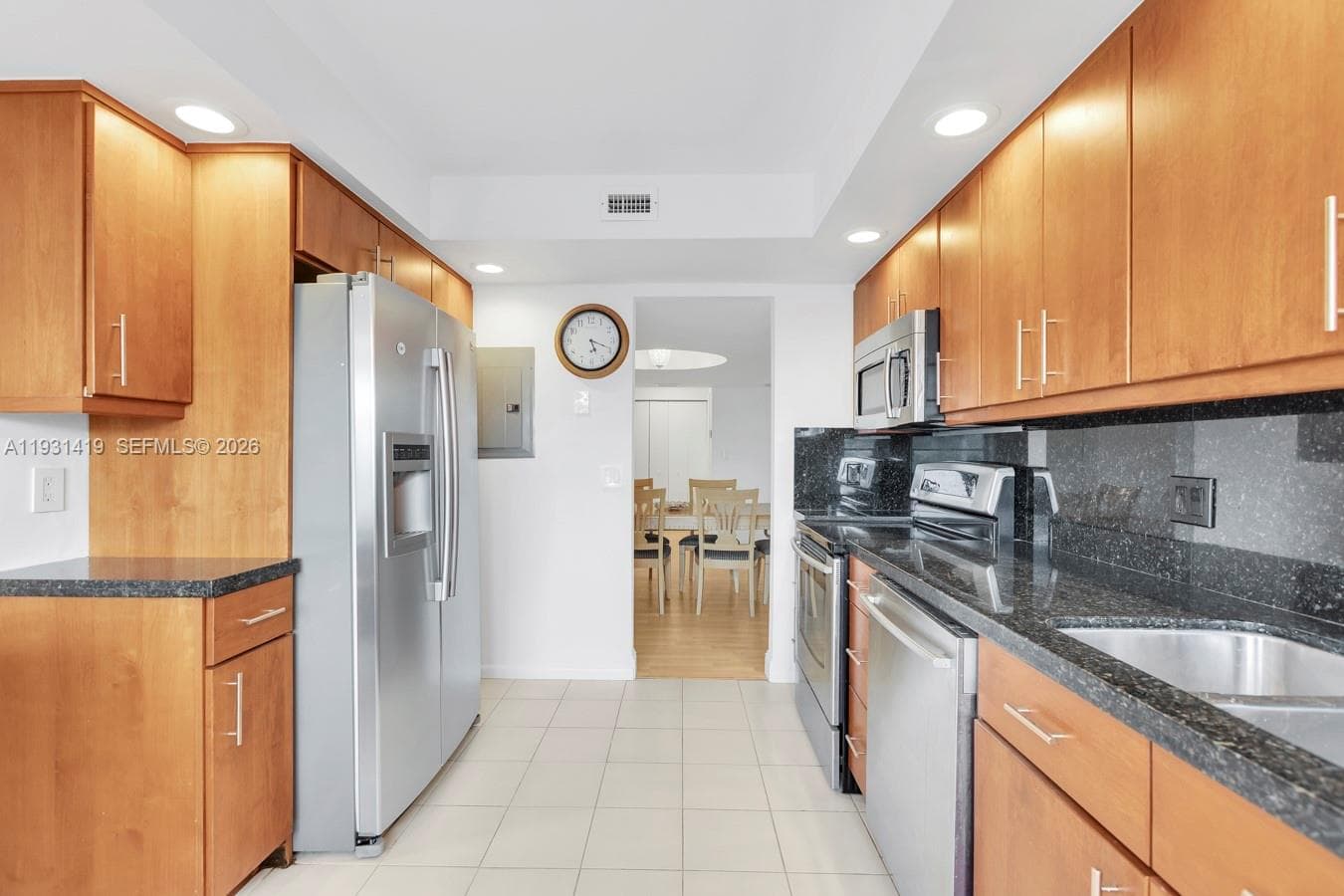 2801 NE 183 ST # 301W, Aventura FL 33160 — 9