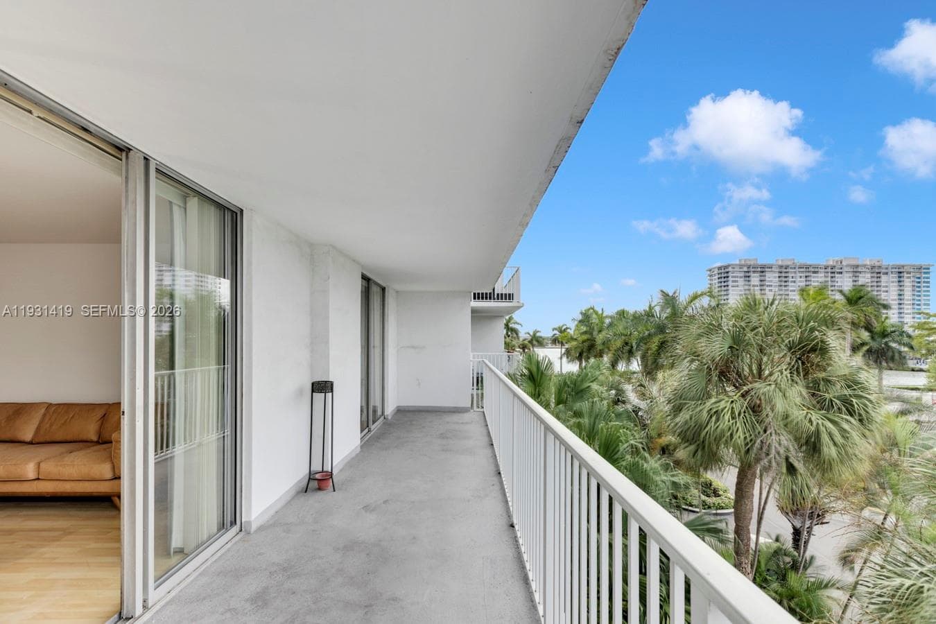 2801 NE 183 ST # 301W, Aventura FL 33160 — 15