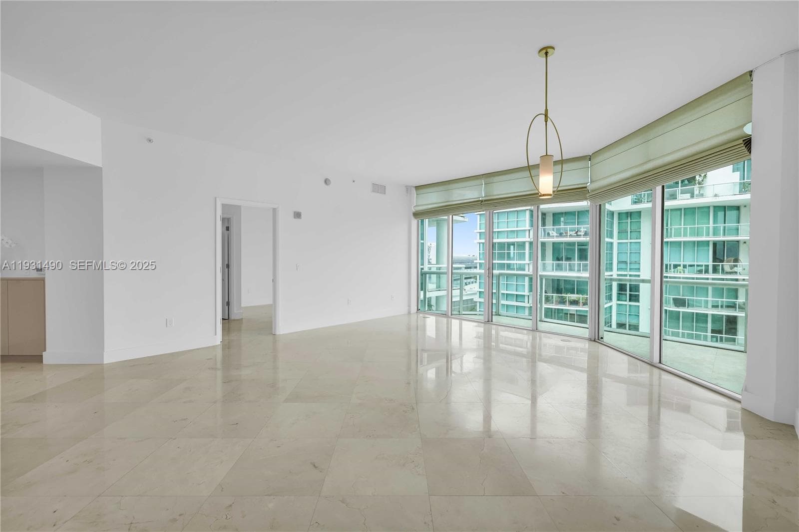 3131 NE 188th St # 1005, Aventura FL 33180 — 13