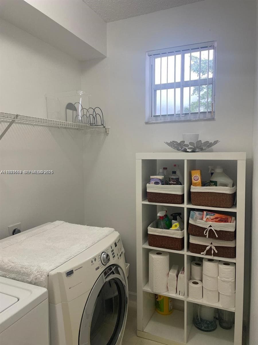 3105 NE 184th St # 7202, Aventura FL 33160 — 9