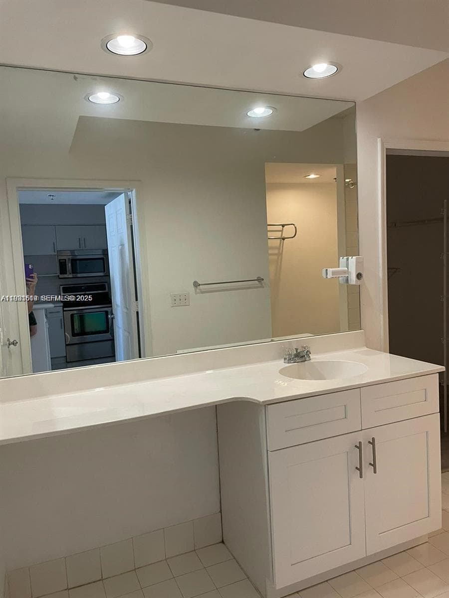 3105 NE 184th St # 7202, Aventura FL 33160 — 15