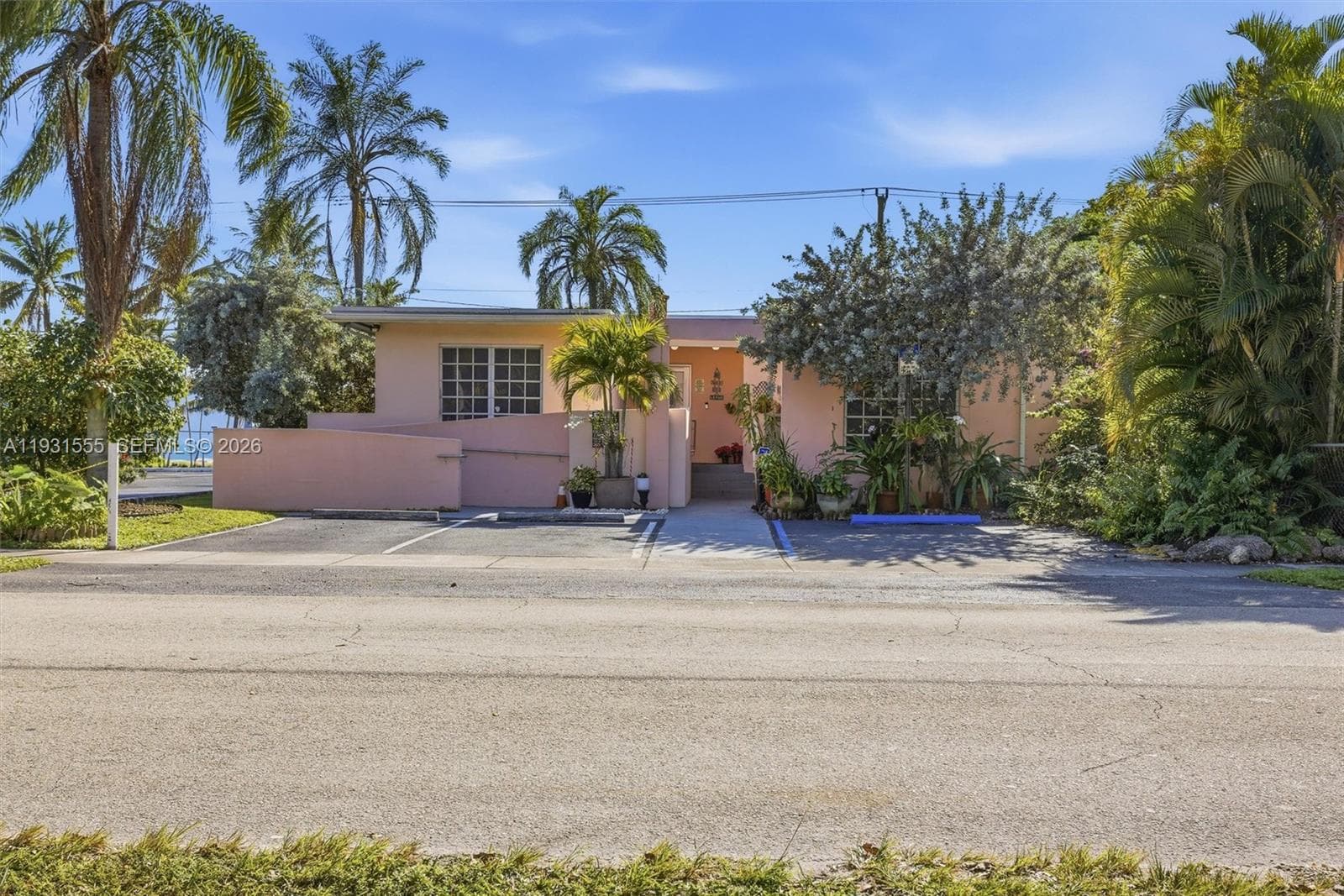 North Miami, FL — 1
