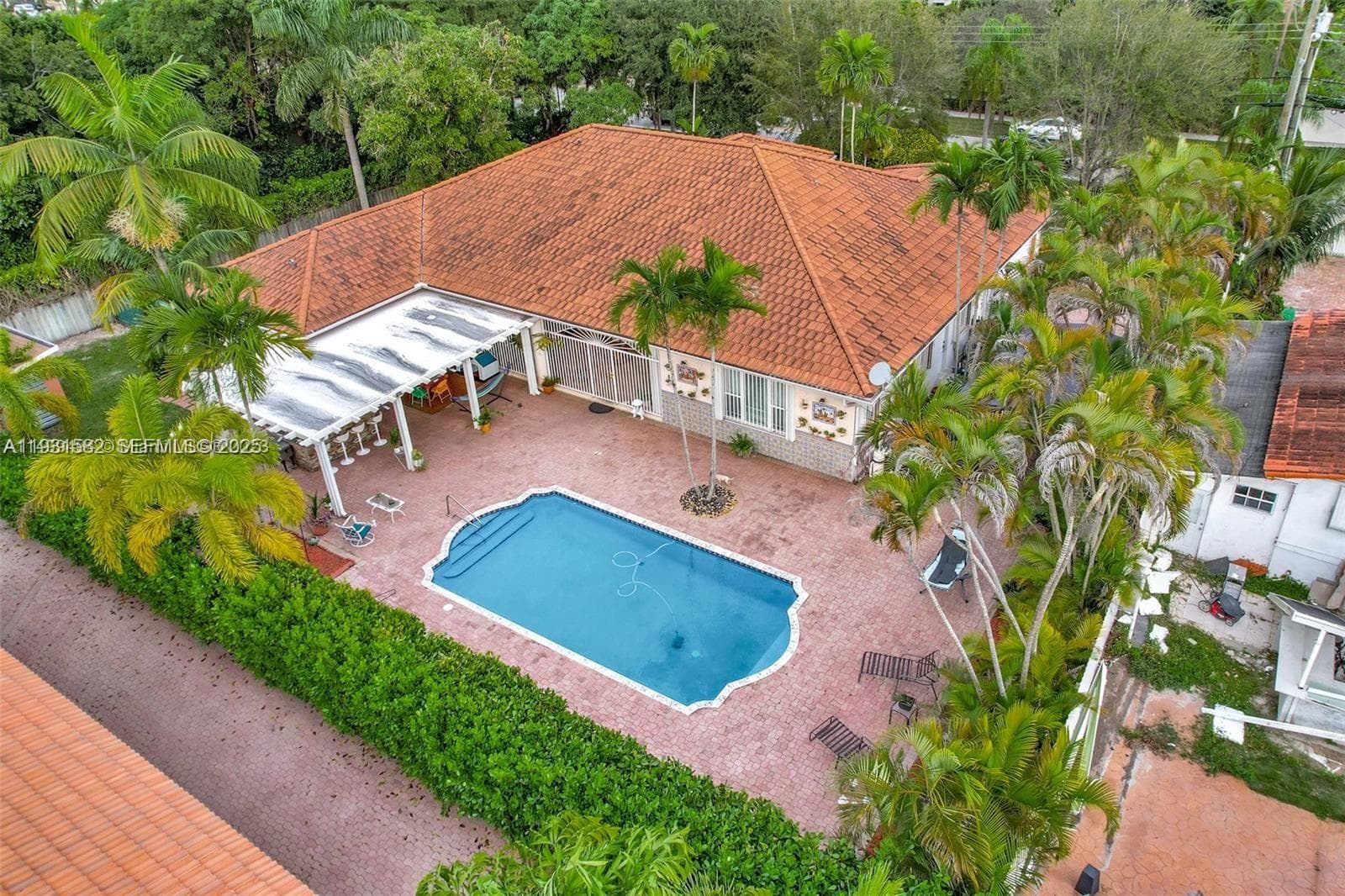 5750 SW 67th Ave # 5750, Miami FL 33143 — 2