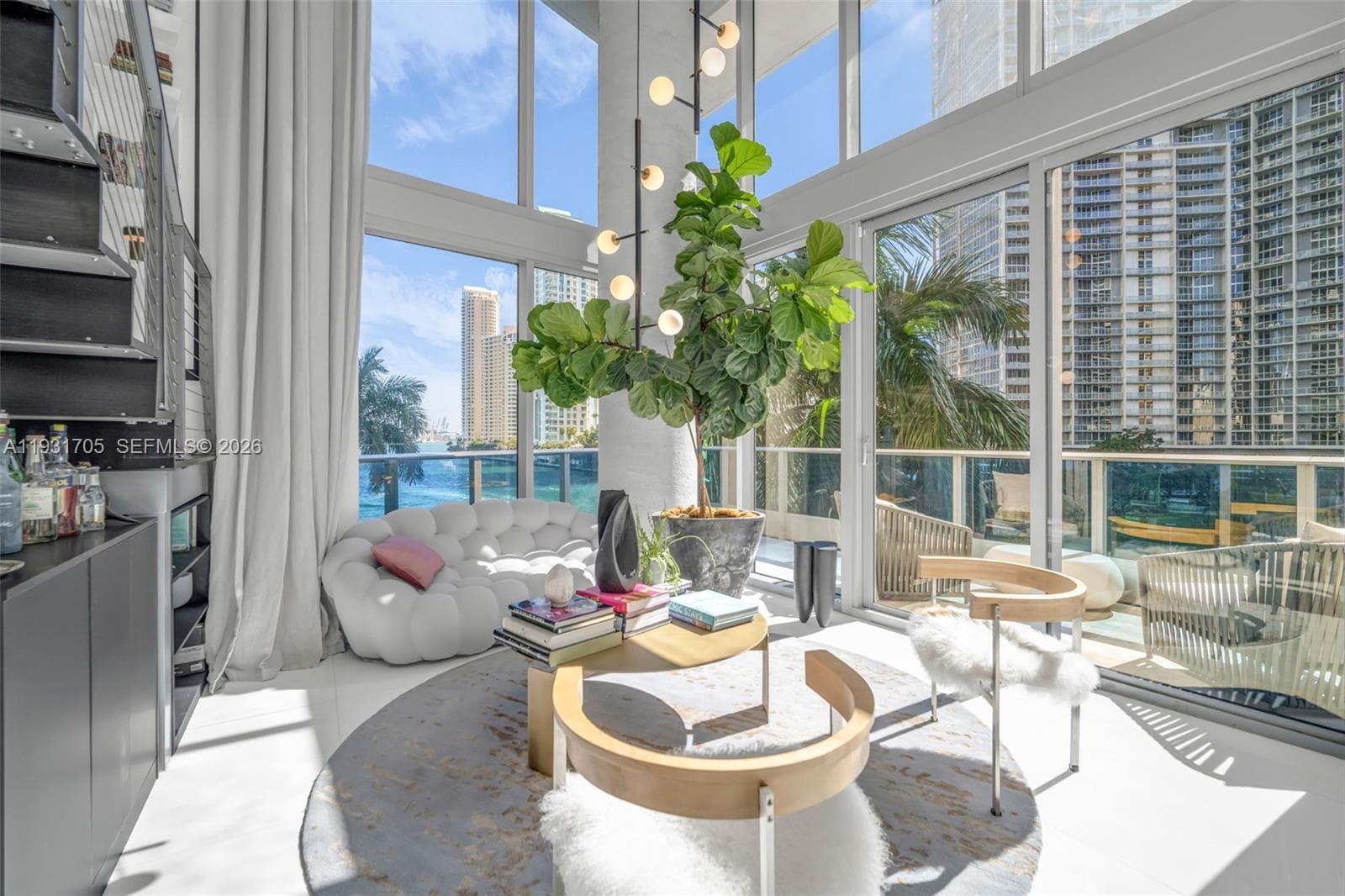 200 Biscayne Boulevard Way # 309, Miami FL 33131 — 2