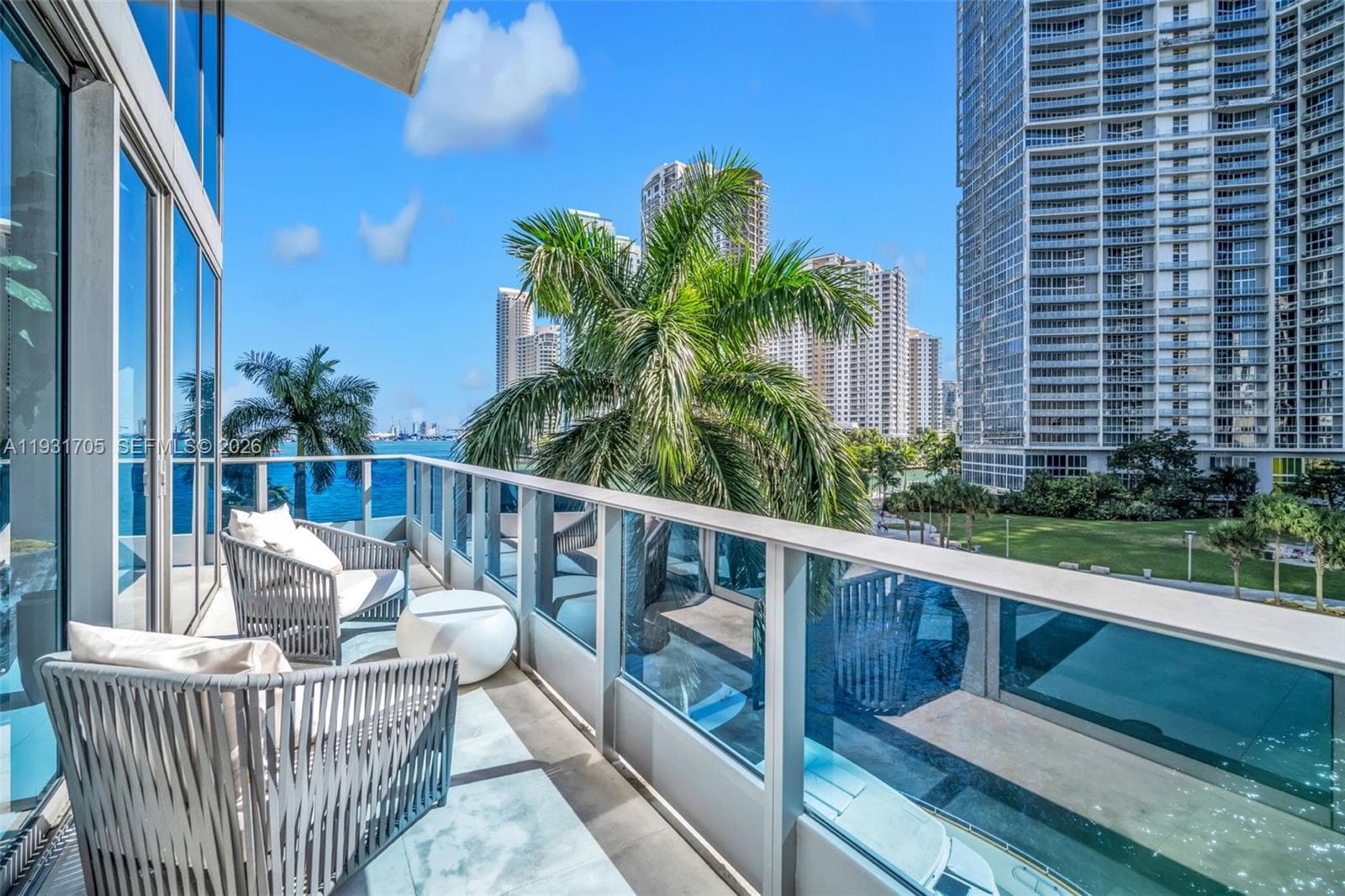 200 Biscayne Boulevard Way # 309, Miami FL 33131 — 12