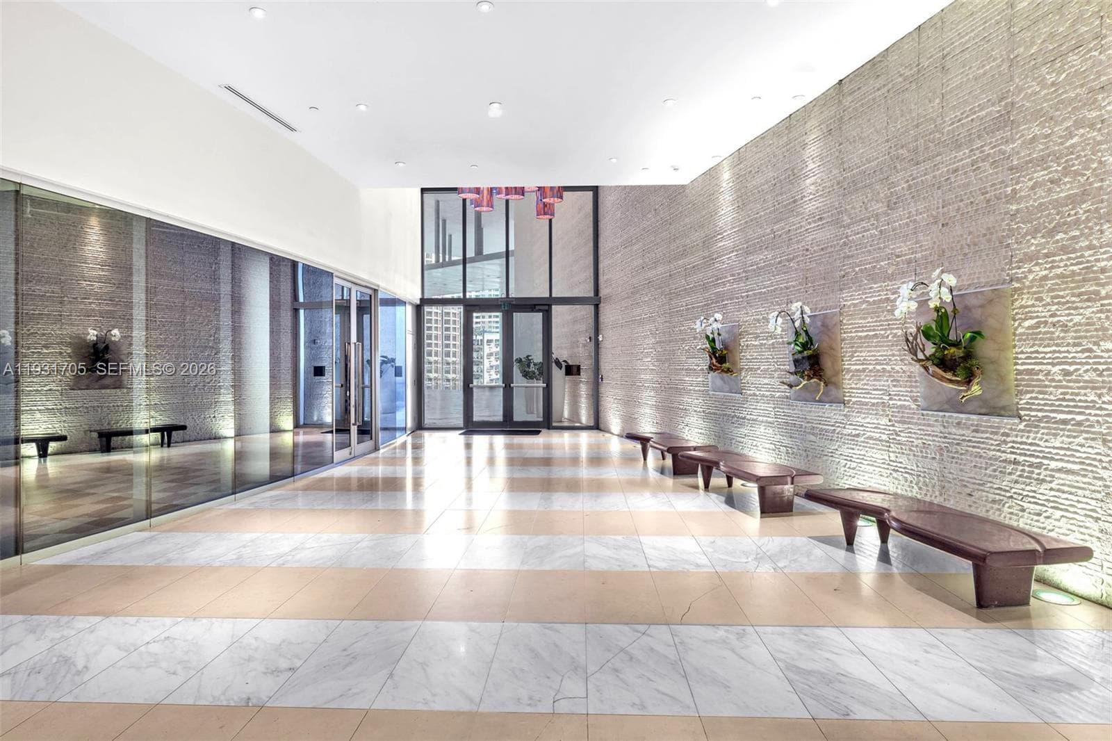200 Biscayne Boulevard Way # 309, Miami FL 33131 — 32