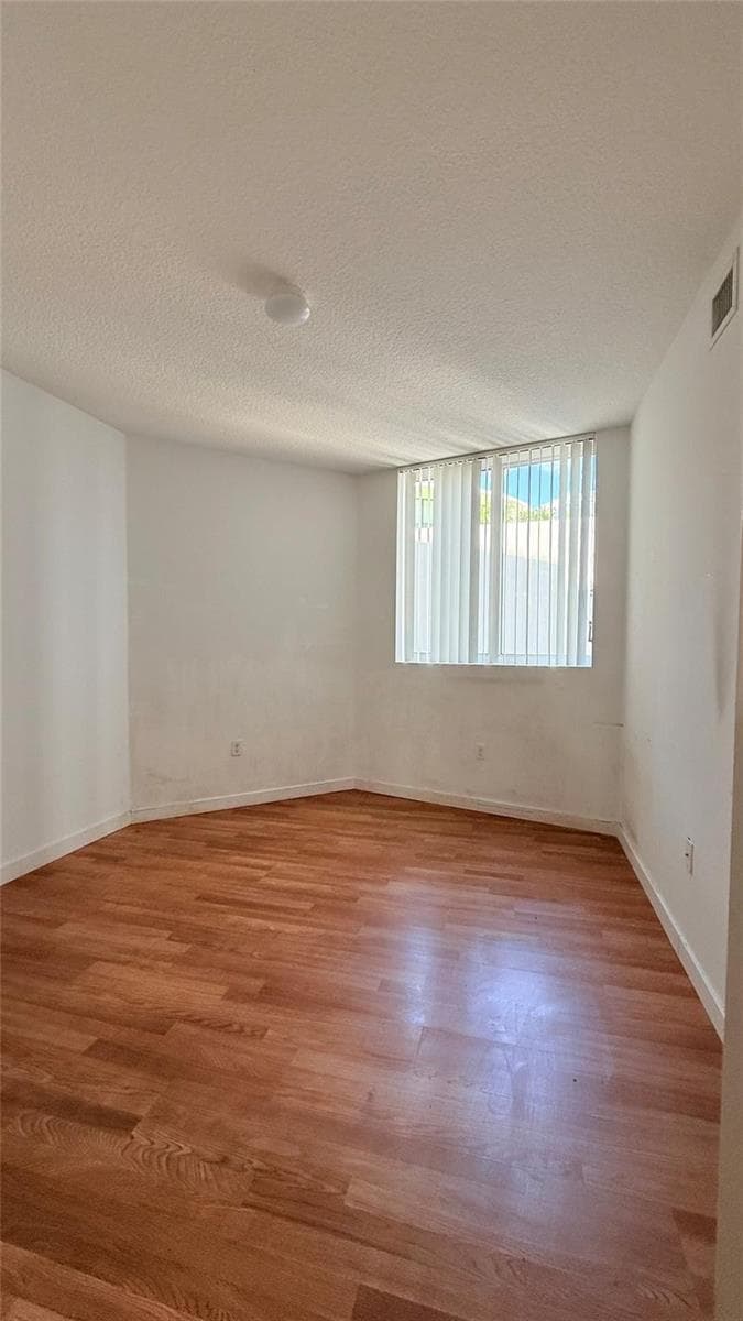 601 NE 23rd Street # 902, Miami FL 33137 — 27