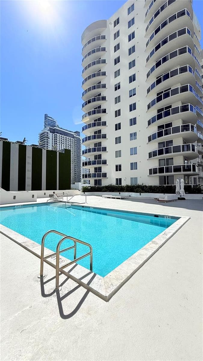 601 NE 23rd Street # 902, Miami FL 33137 — 49