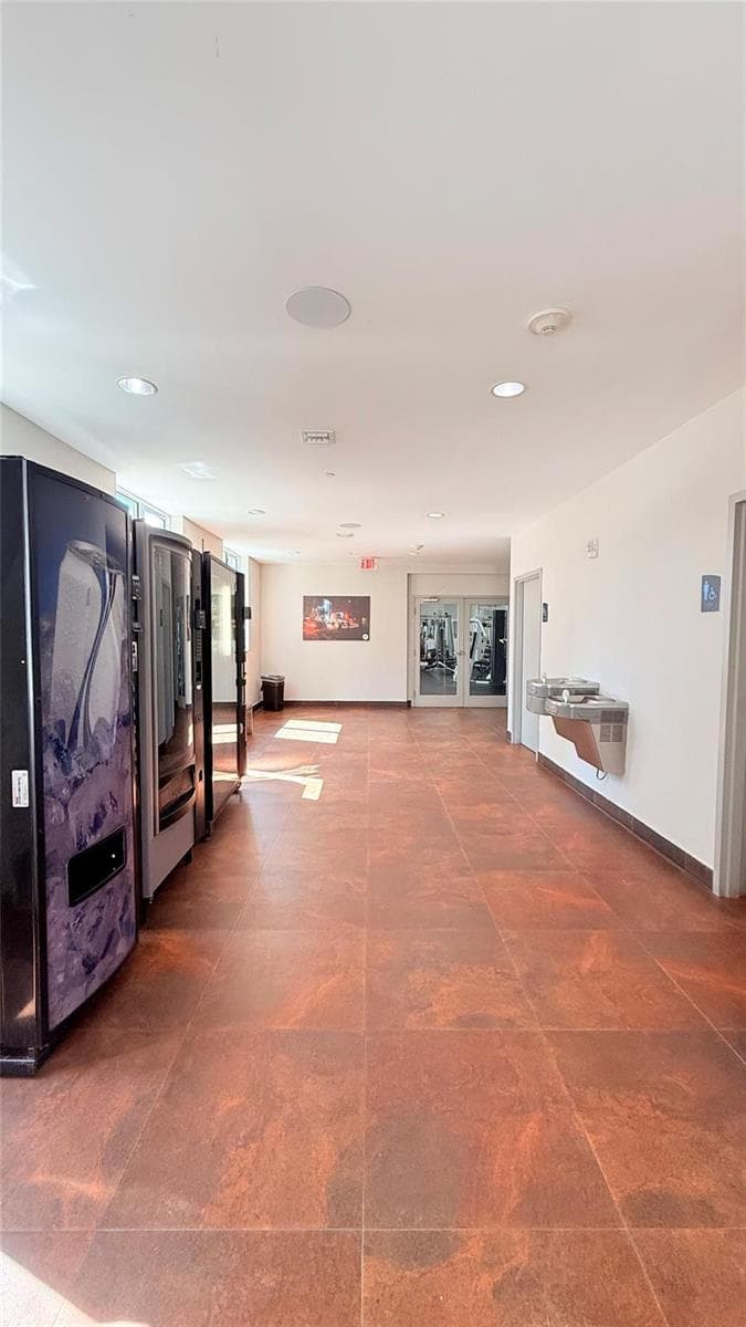 601 NE 23rd Street # 902, Miami FL 33137 — 54