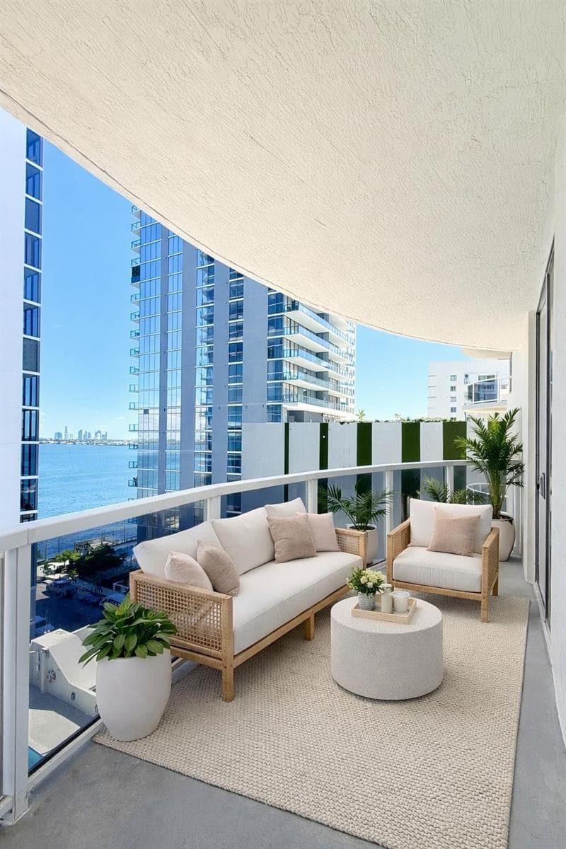 601 NE 23rd Street # 902, Miami FL 33137 — 15