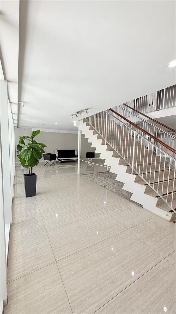 601 NE 23rd Street # 902, Miami FL 33137 — 44