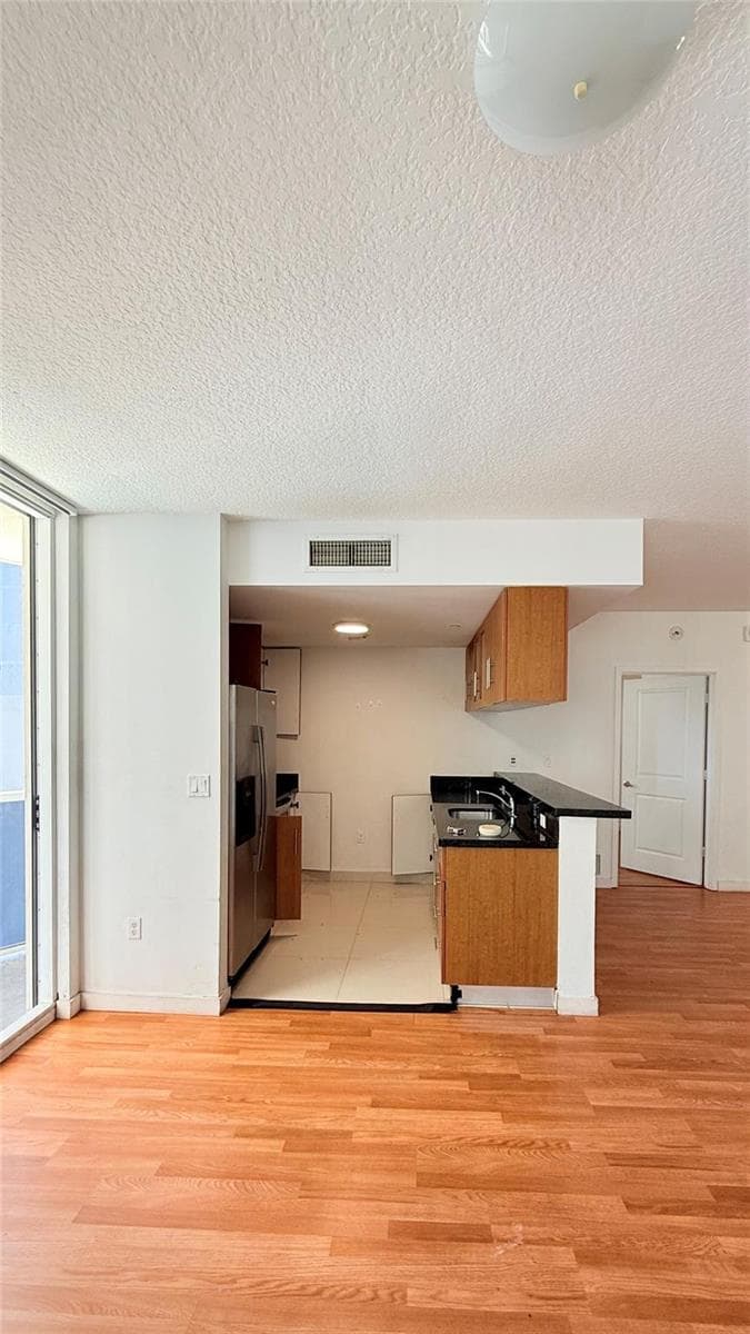 601 NE 23rd Street # 902, Miami FL 33137 — 4