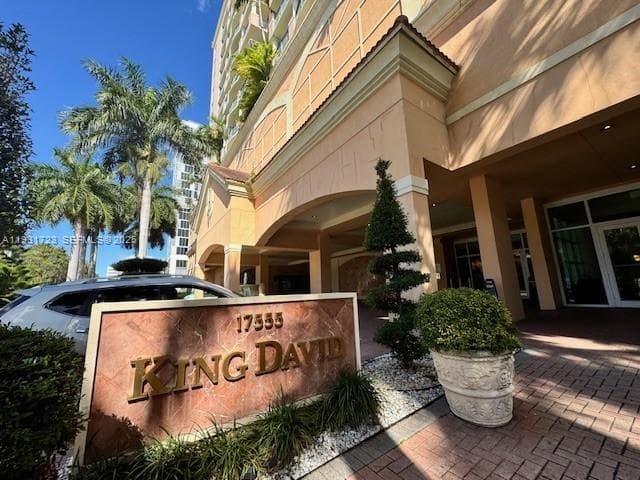 17555 Atlantic Blvd # 1205, Sunny Isles Beach FL 33160 — 17