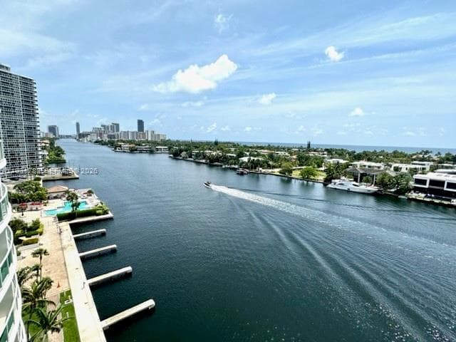 20201 E Country Club Dr # 903, Aventura FL 33180 — 51