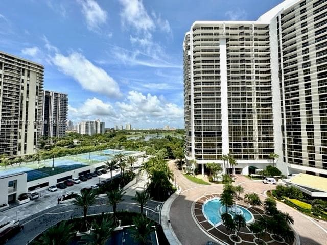 20201 E Country Club Dr # 903, Aventura FL 33180 — 54