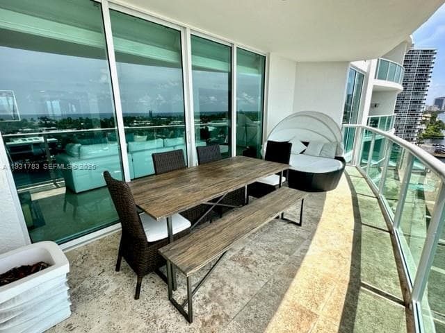 20201 E Country Club Dr # 903, Aventura FL 33180 — 25