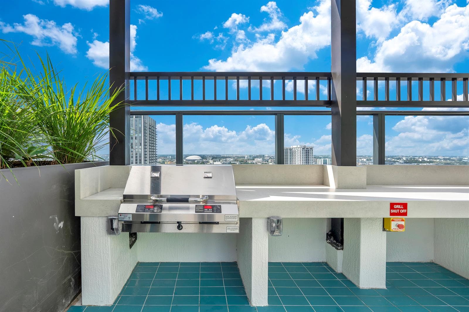 11 NE 6th Street # 2201, Miami FL 33132 — 18