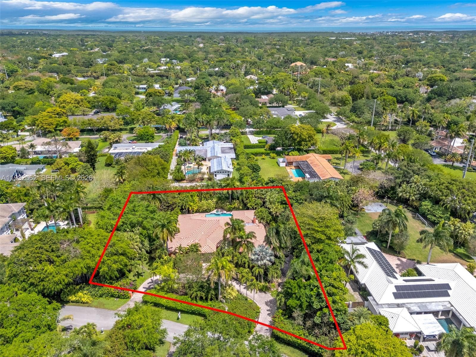 11825 S Mitchell Manor Cir, Pinecrest FL 33156 — 56