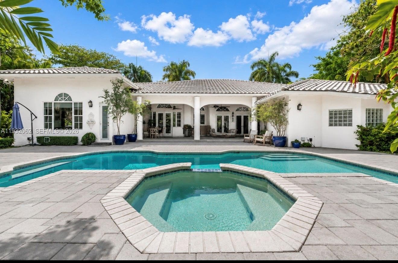 11825 S Mitchell Manor Cir, Pinecrest FL 33156 — 47