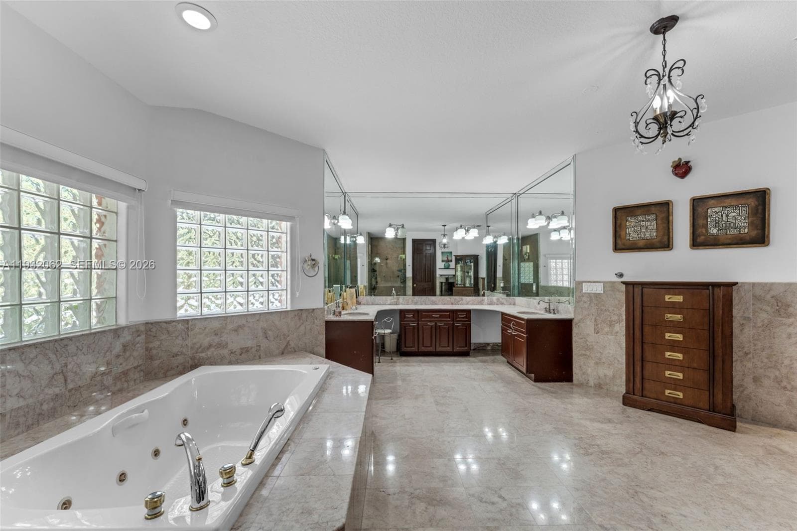 11825 S Mitchell Manor Cir, Pinecrest FL 33156 — 36