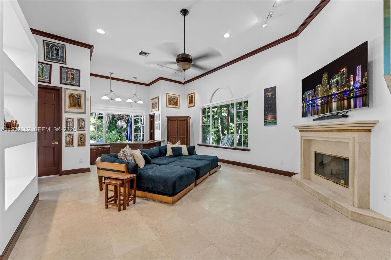 11825 S Mitchell Manor Cir, Pinecrest FL 33156 — 24