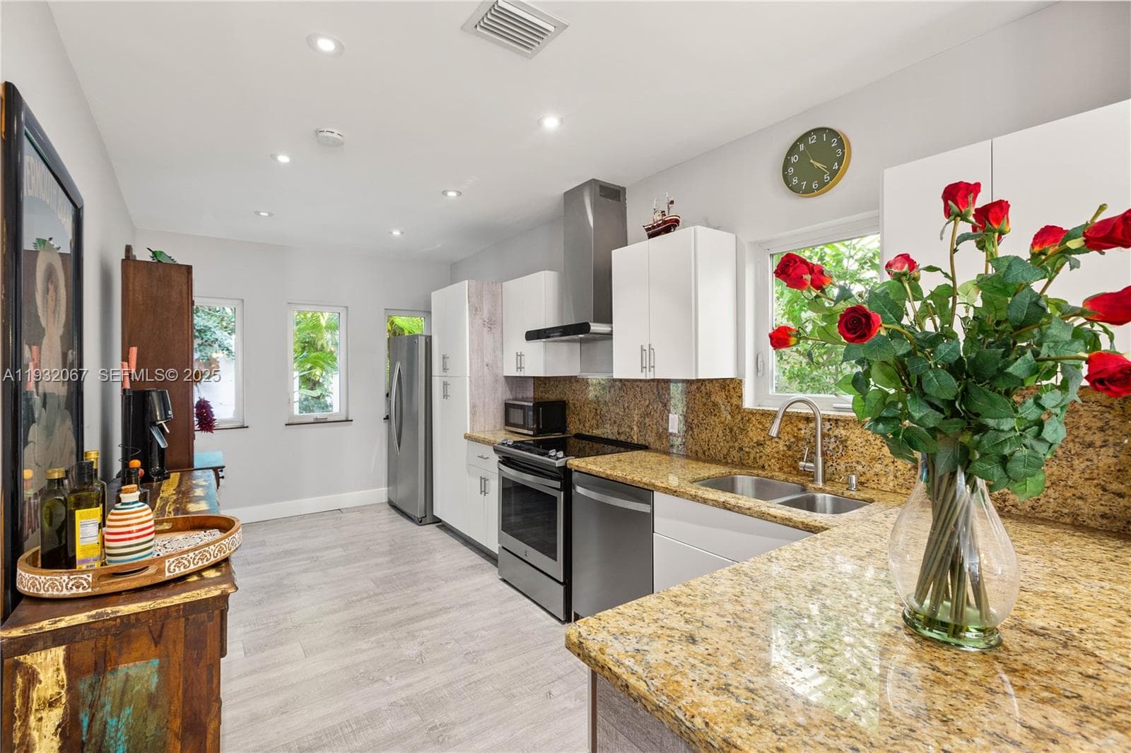 737 Alhambra Cir, Coral Gables FL 33134 — 12