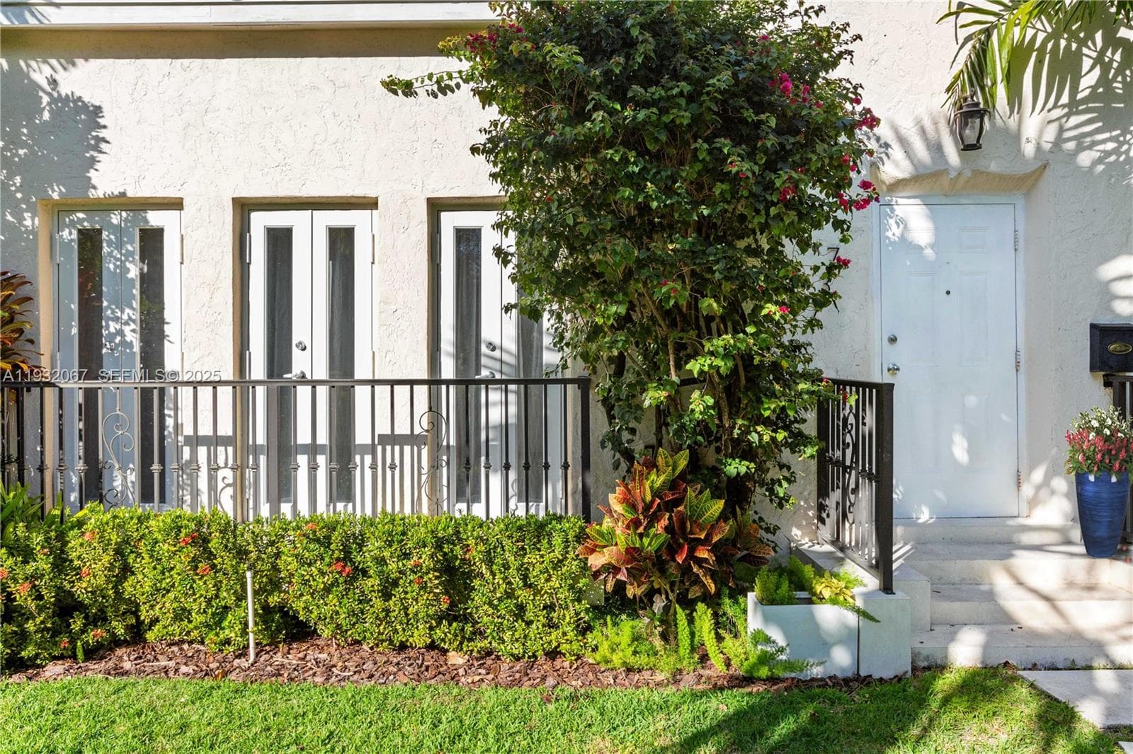 737 Alhambra Cir, Coral Gables FL 33134 — 7