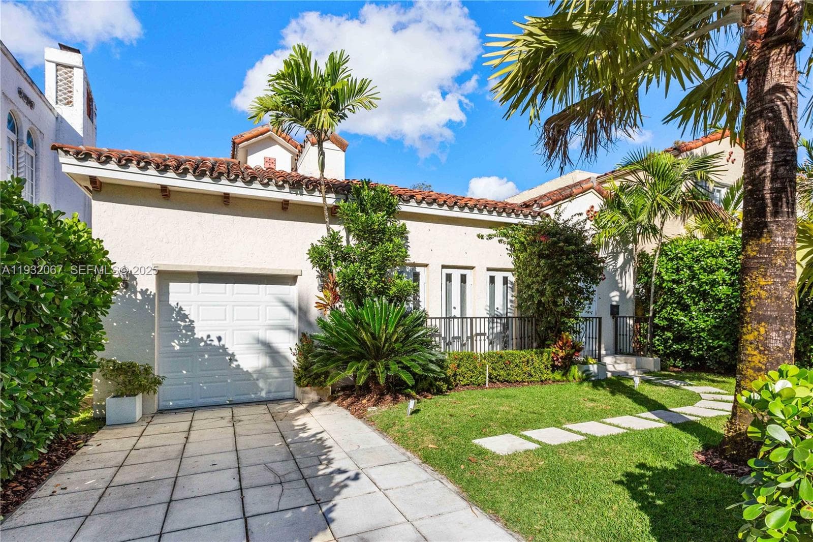 737 Alhambra Cir, Coral Gables FL 33134 — 3