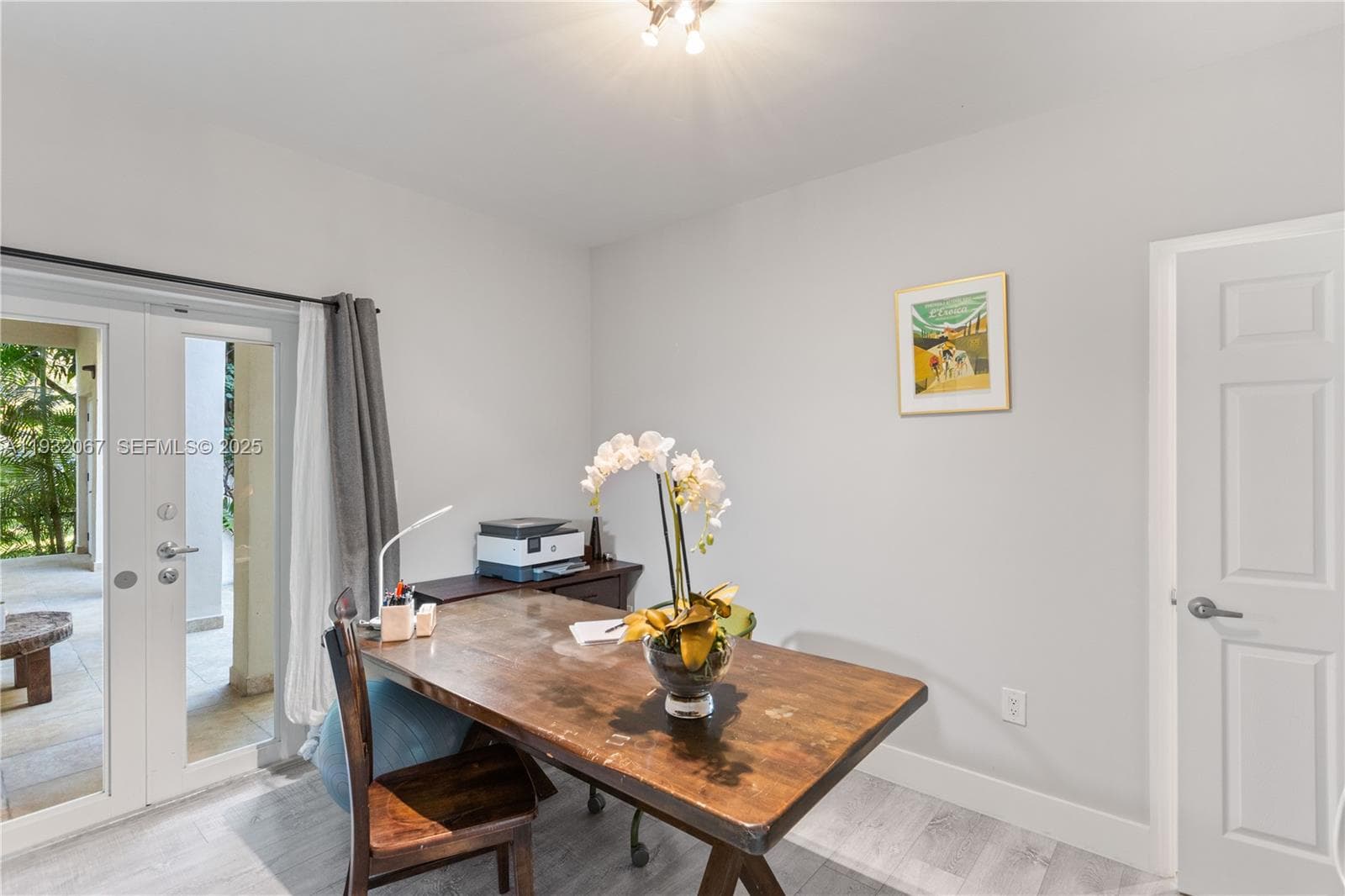 737 Alhambra Cir, Coral Gables FL 33134 — 24
