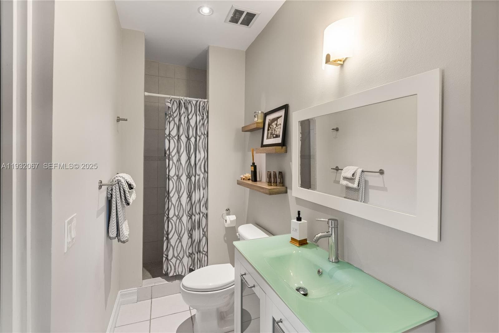737 Alhambra Cir, Coral Gables FL 33134 — 30