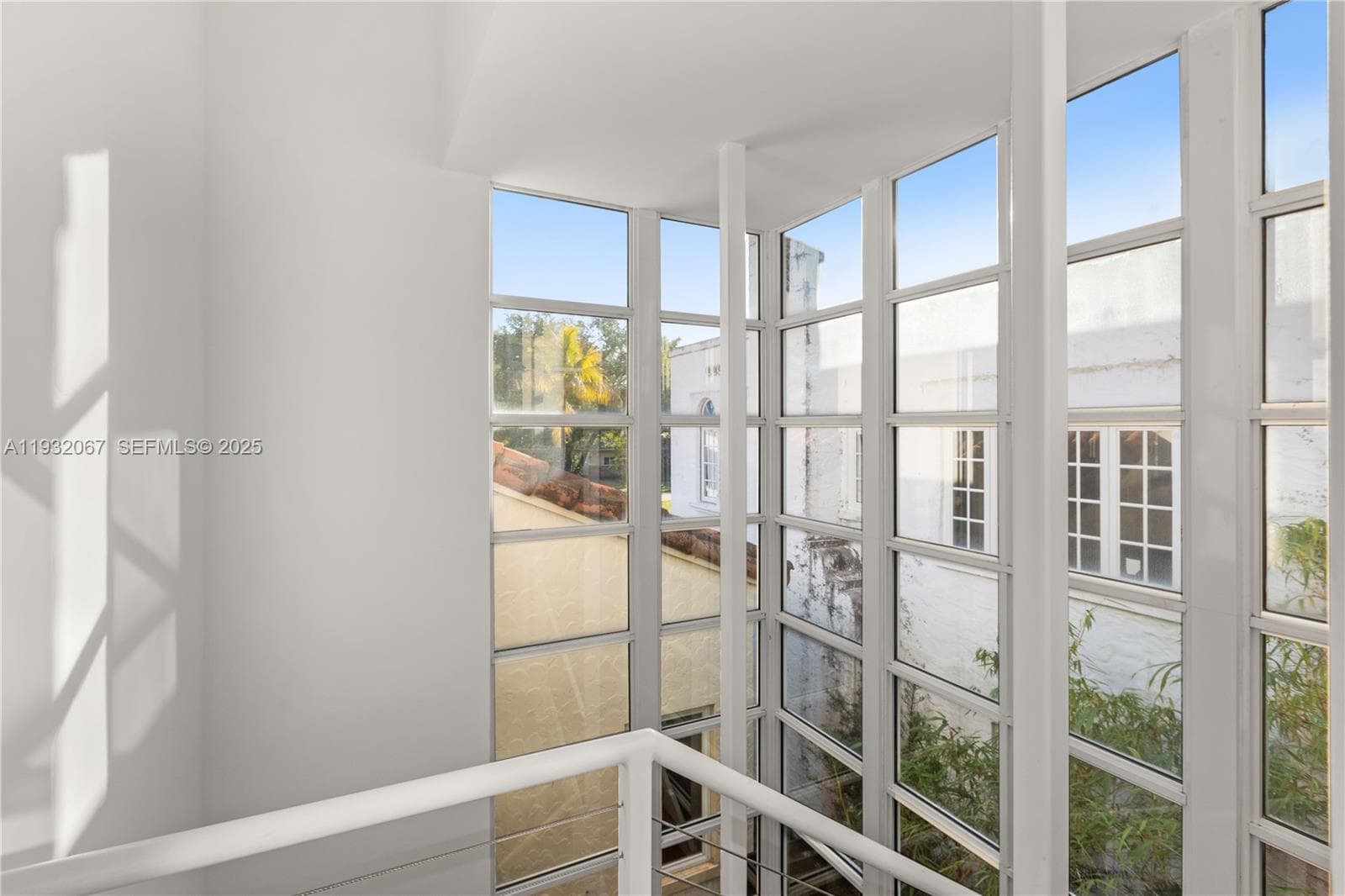 737 Alhambra Cir, Coral Gables FL 33134 — 38