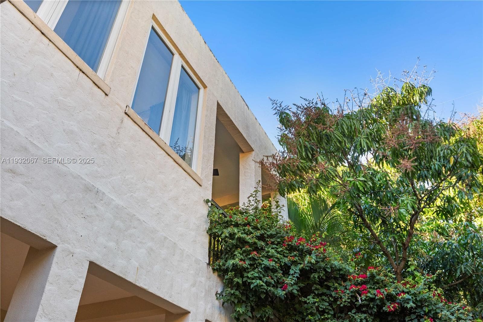 737 Alhambra Cir, Coral Gables FL 33134 — 45