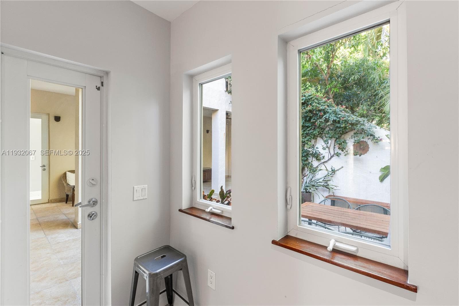 737 Alhambra Cir, Coral Gables FL 33134 — 15