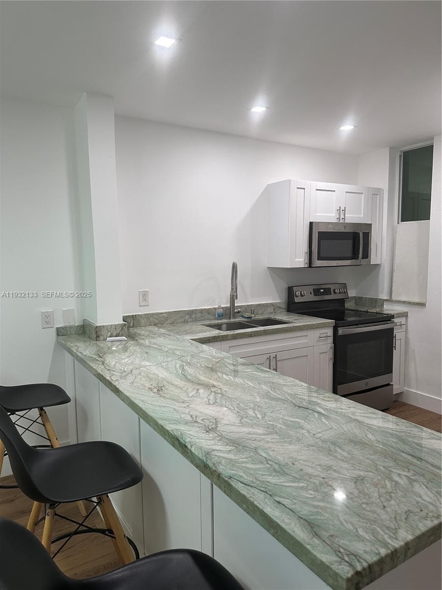 10210 Collins Ave # 306, Bal Harbour FL 33154 — 10