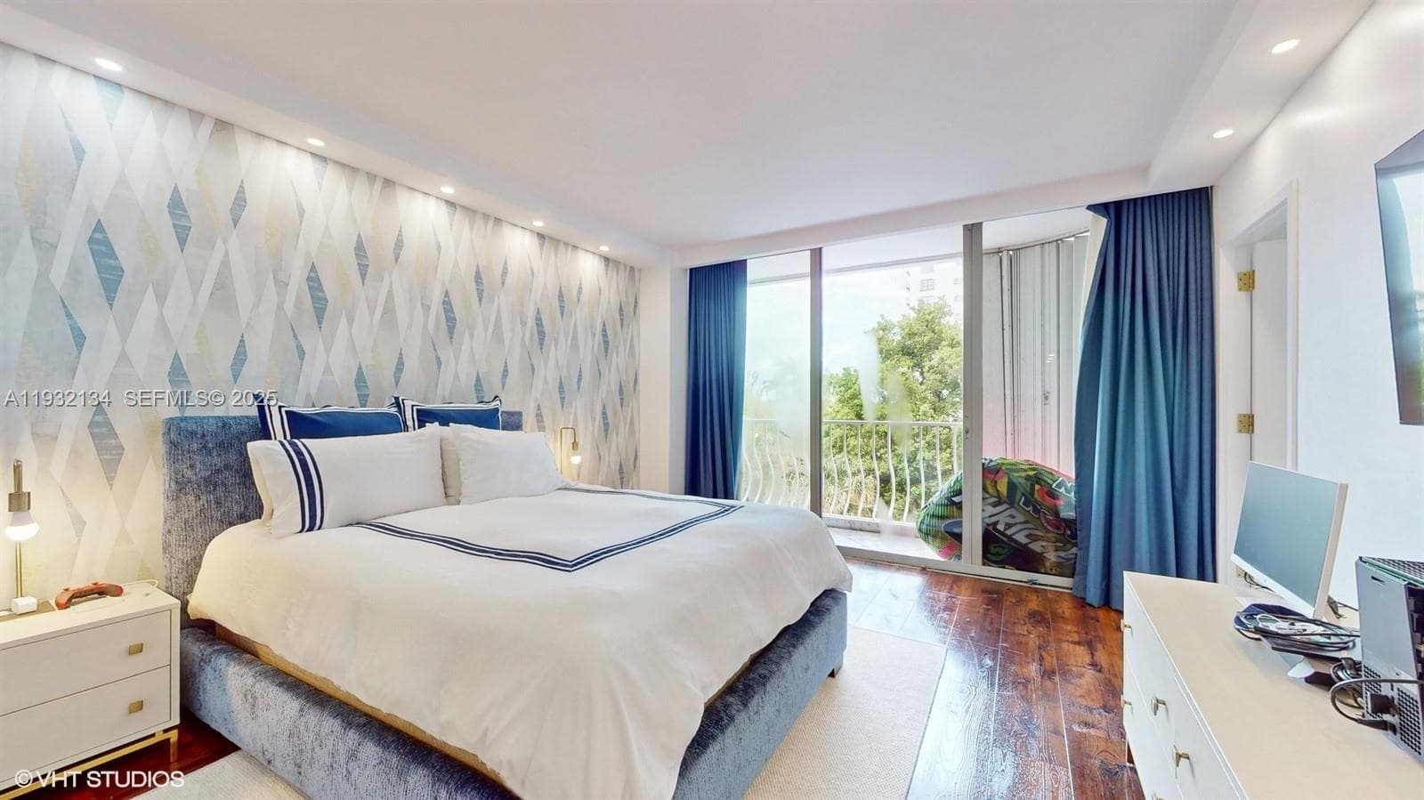 10155 Collins Ave # 410, Bal Harbour FL 33154 — 28