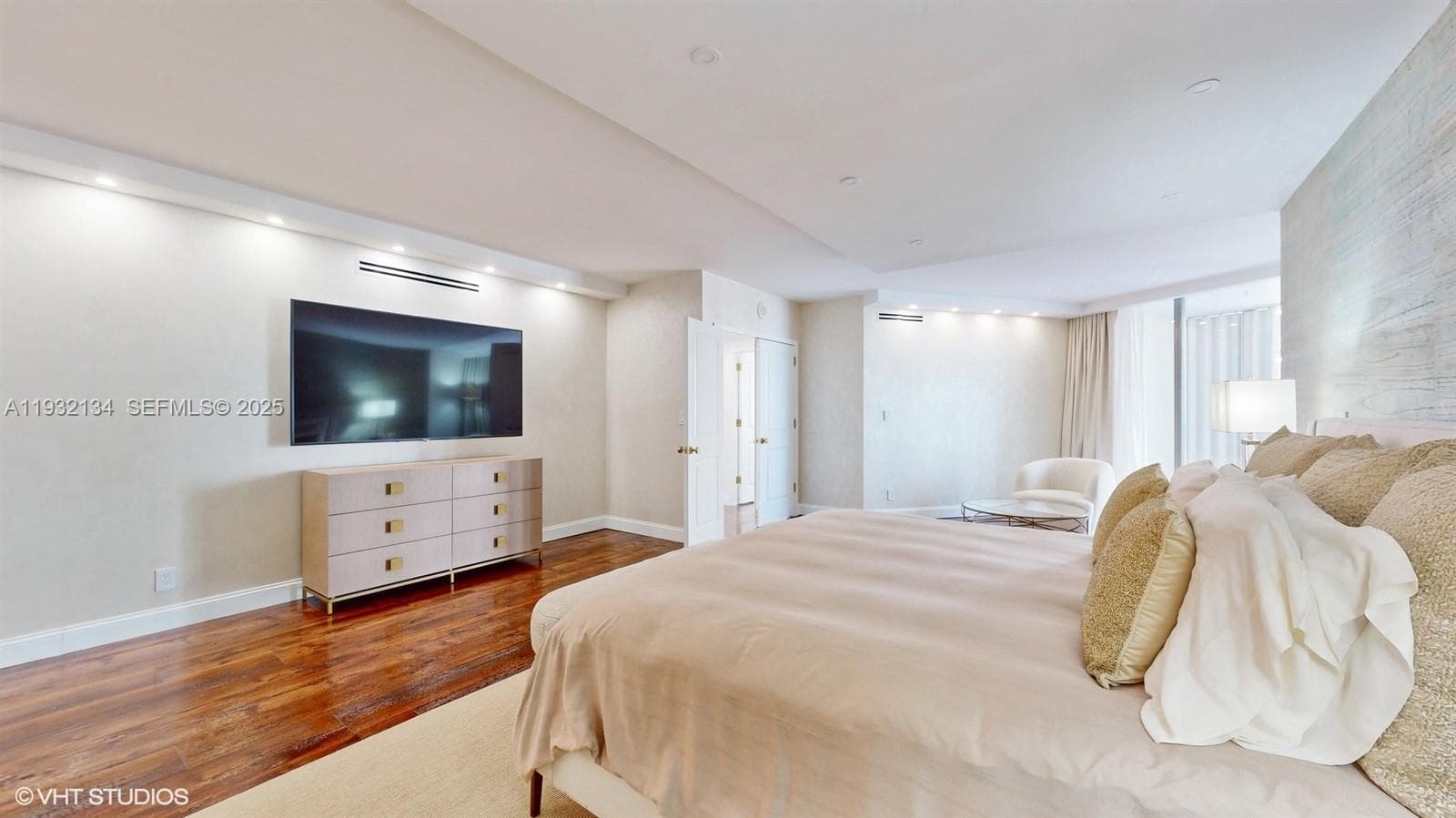 10155 Collins Ave # 410, Bal Harbour FL 33154 — 18