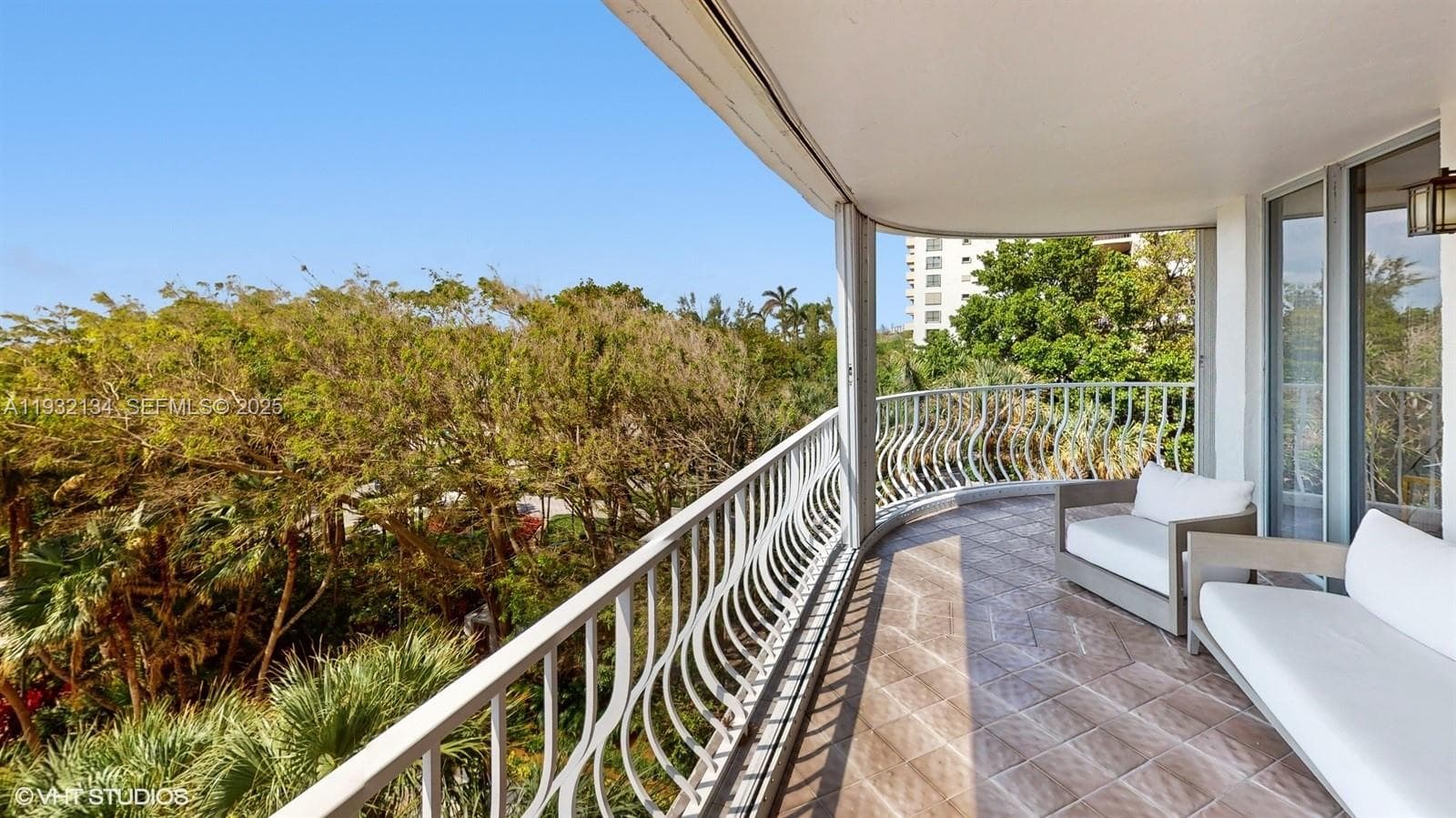 10155 Collins Ave # 410, Bal Harbour FL 33154 — 4