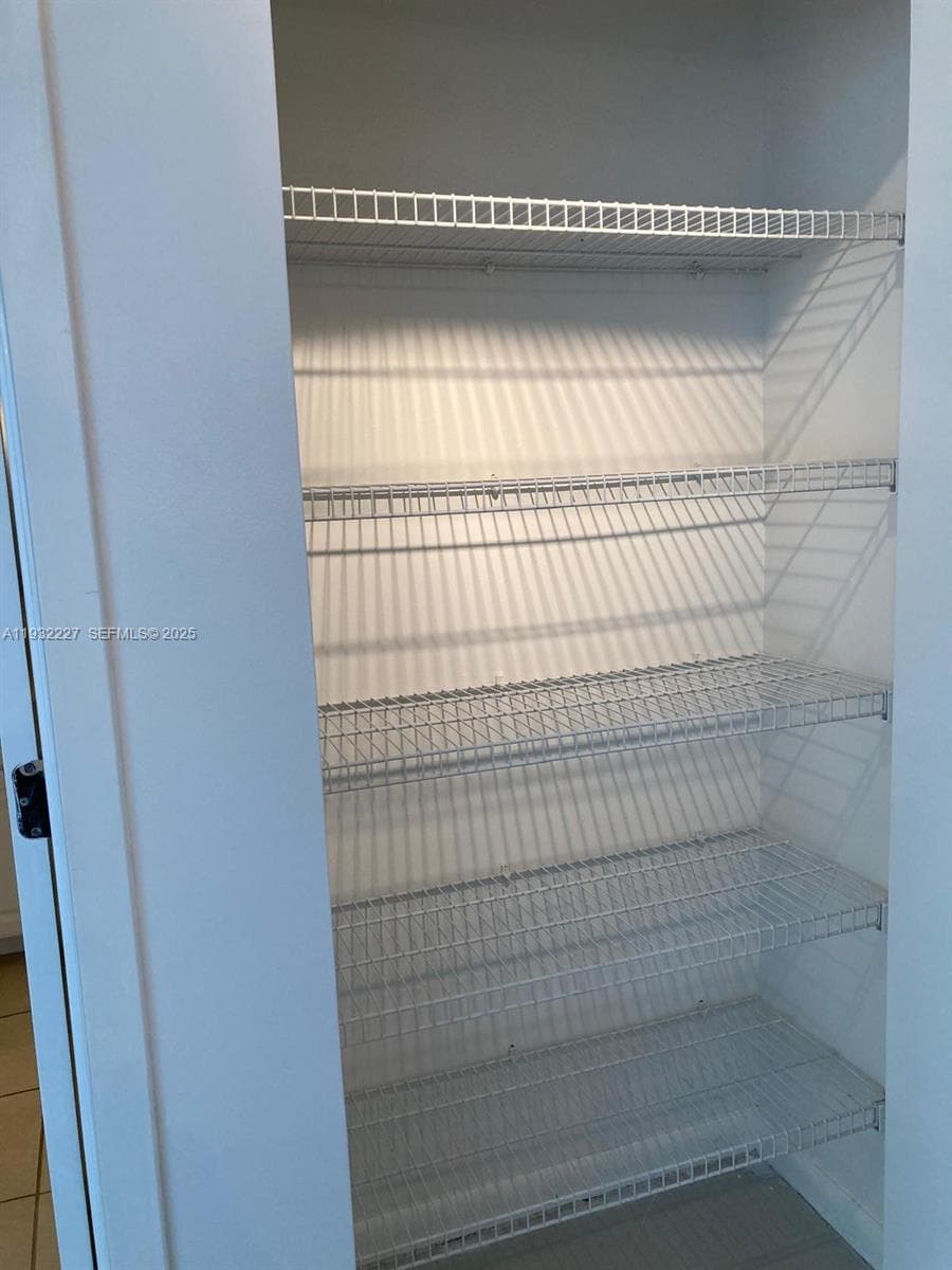 2001 Biscayne Blvd # 2608, Miami FL 33137 — 7