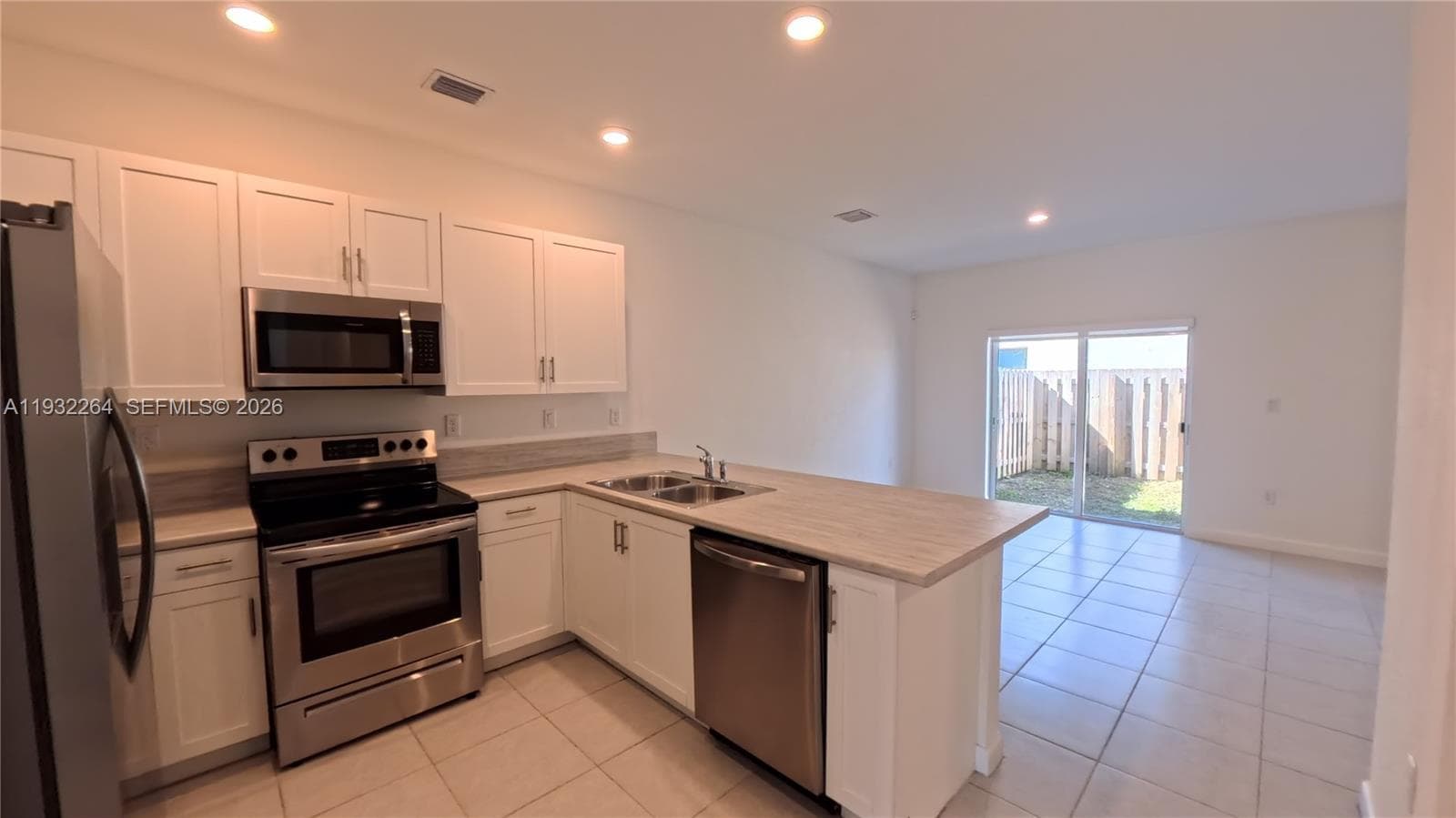 1114 SE 27th Ter, Homestead FL 33035 — 8