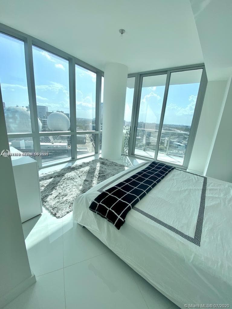 Paramount World Center, Miami, FL — 7