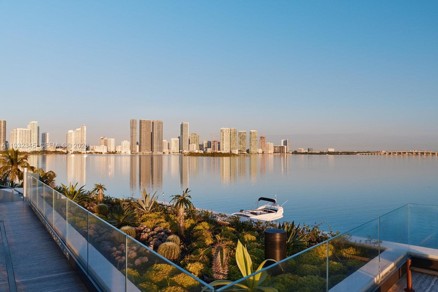 1413 N Venetian Way, Miami FL 33139 — 63