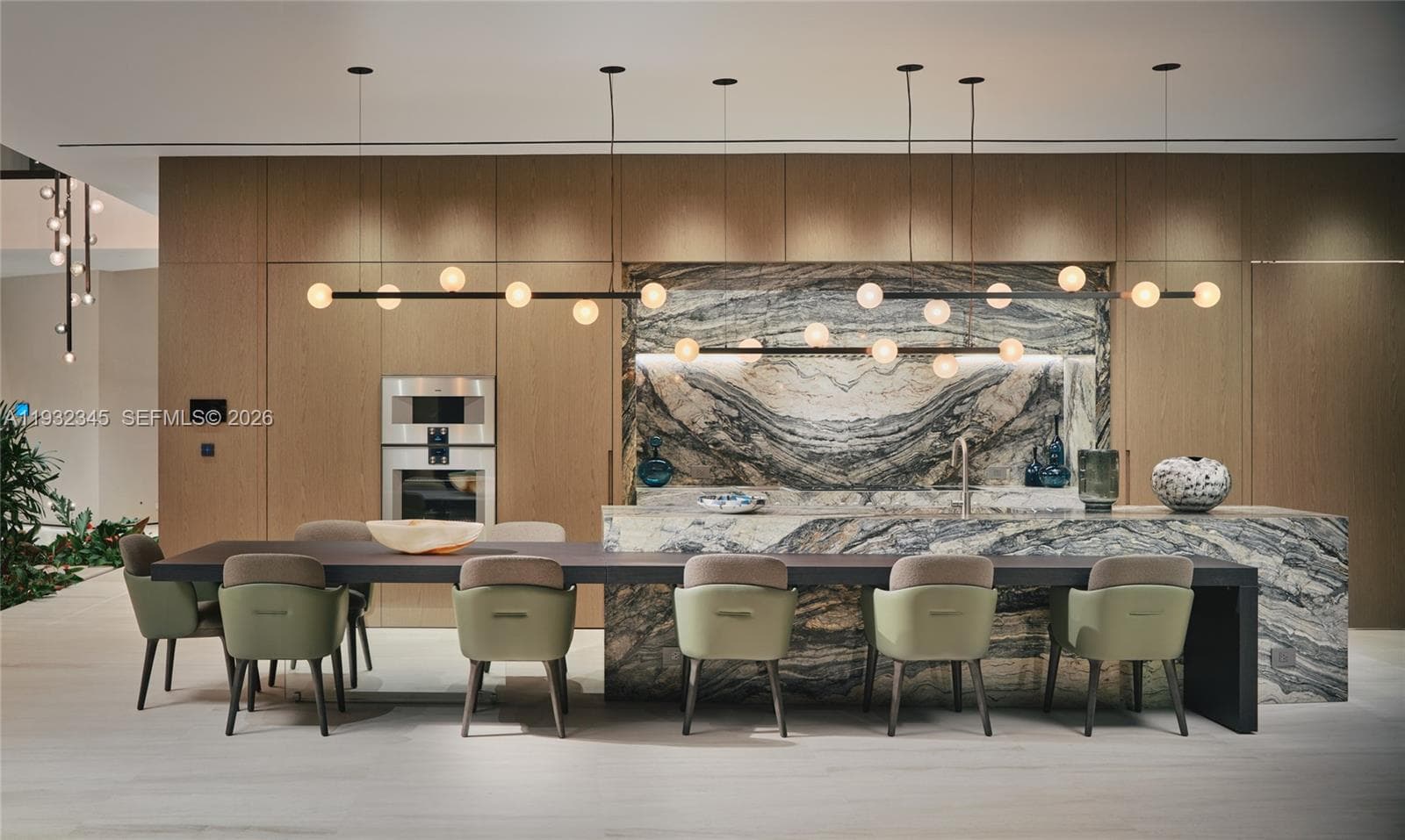 1413 N Venetian Way, Miami FL 33139 — 44