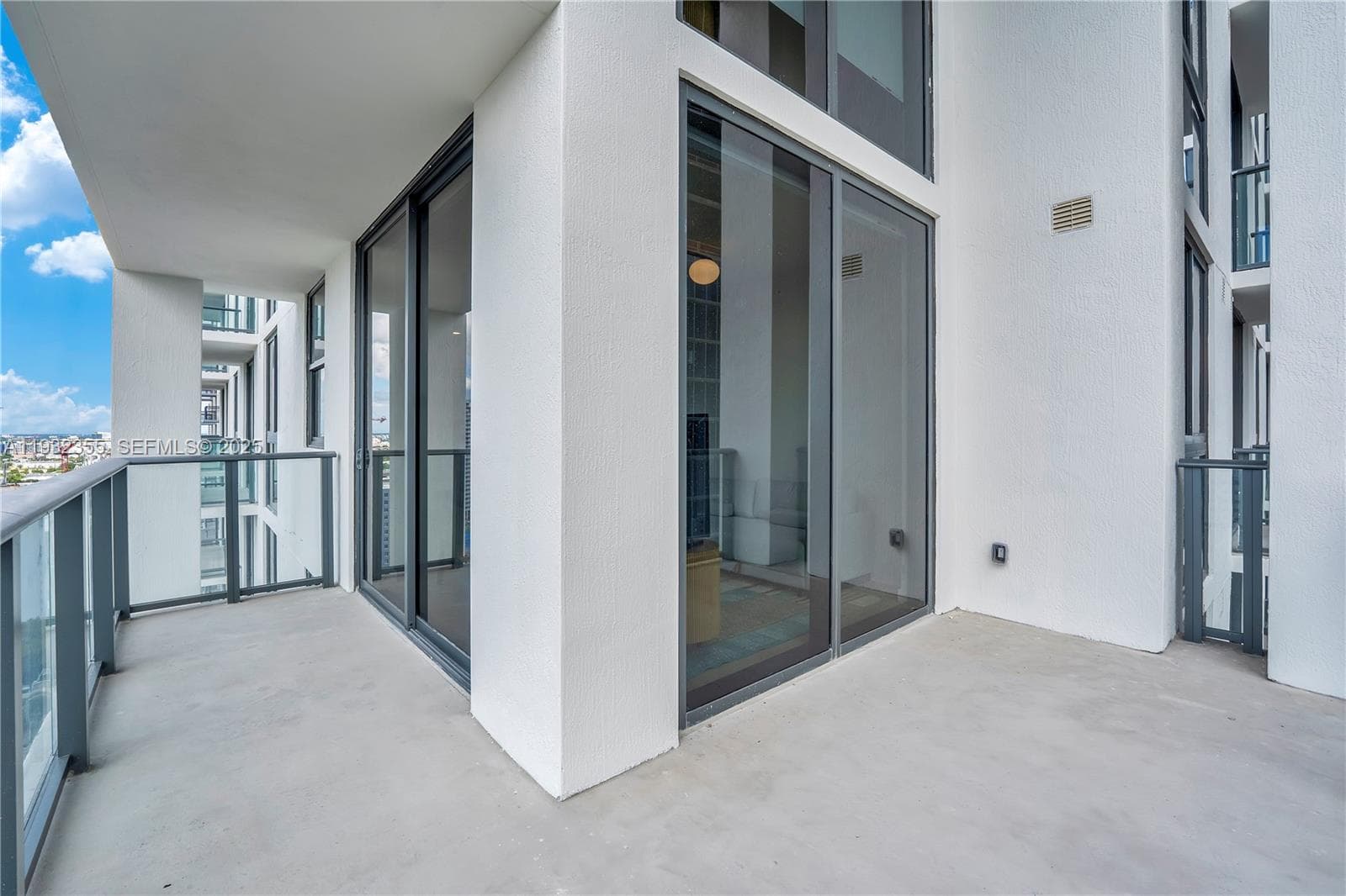 11 NE 6 Street # 2201, Miami FL 33132 — 36