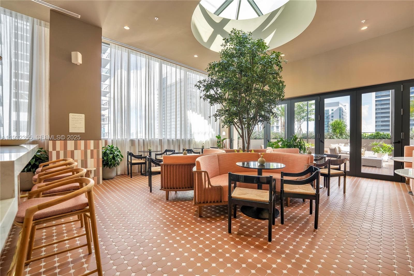 11 NE 6 Street # 2201, Miami FL 33132 — 11