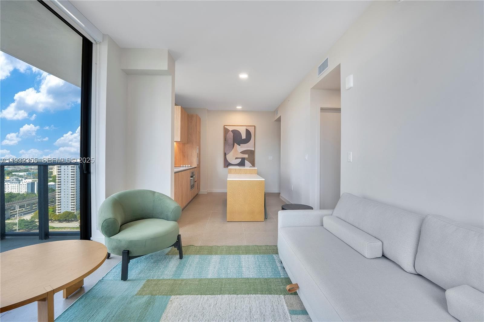 11 NE 6 Street # 2201, Miami FL 33132 — 25