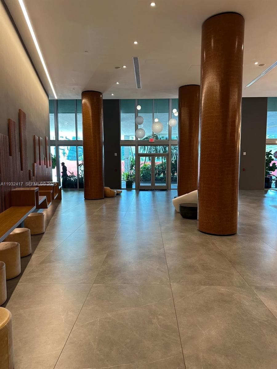 350 S Miami Ave # 2913, Miami FL 33130 — 6