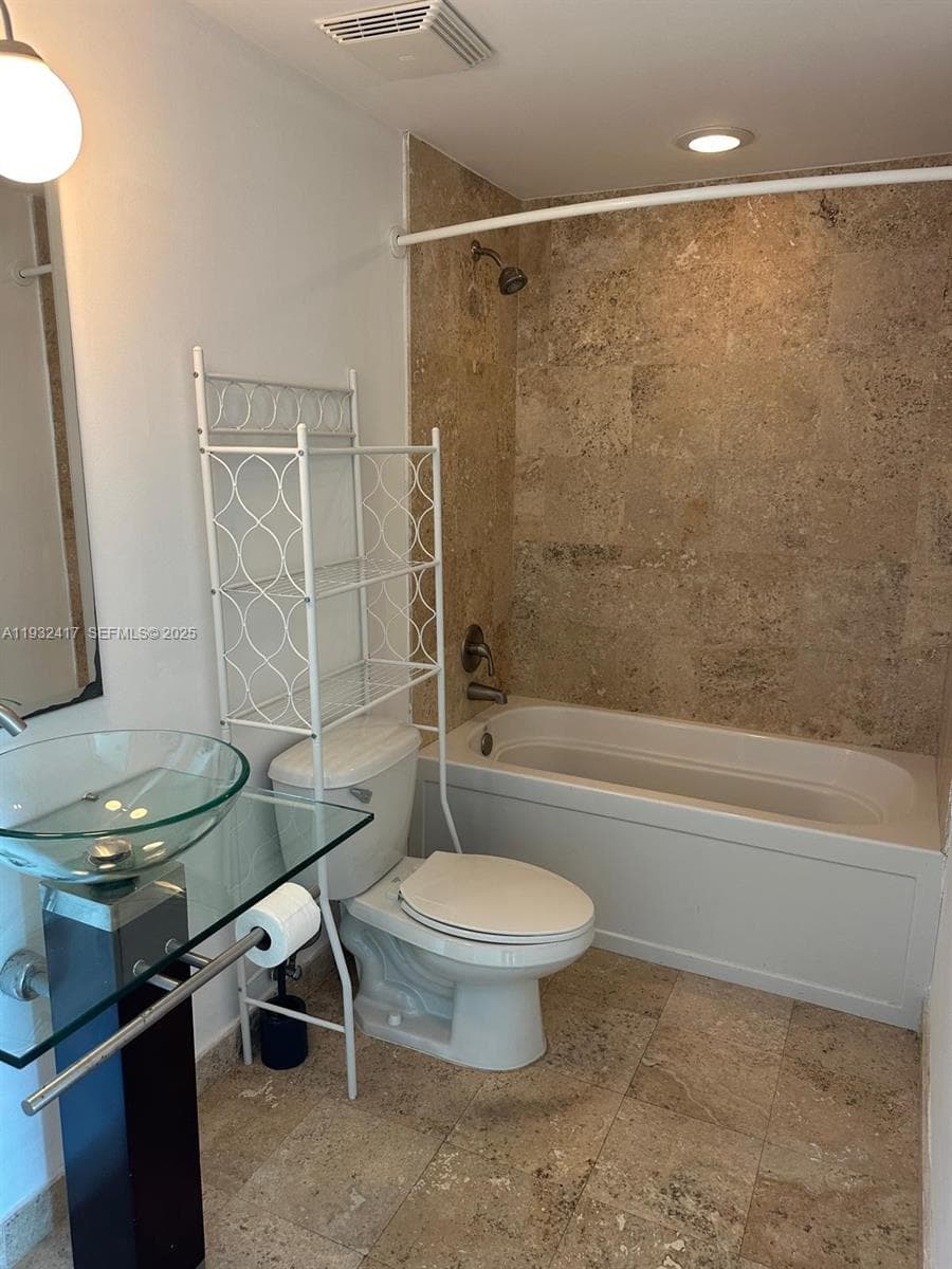 350 S Miami Ave # 2913, Miami FL 33130 — 12