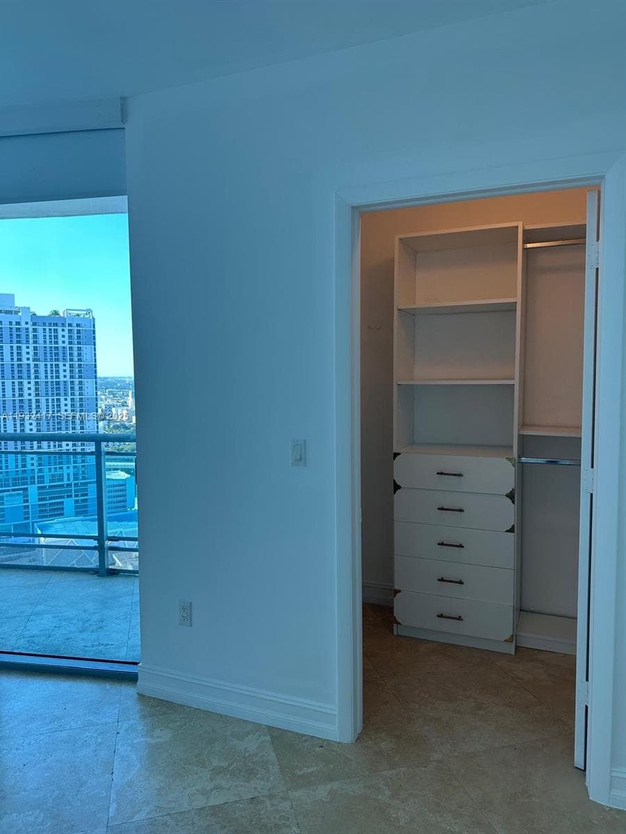 350 S Miami Ave # 2913, Miami FL 33130 — 9
