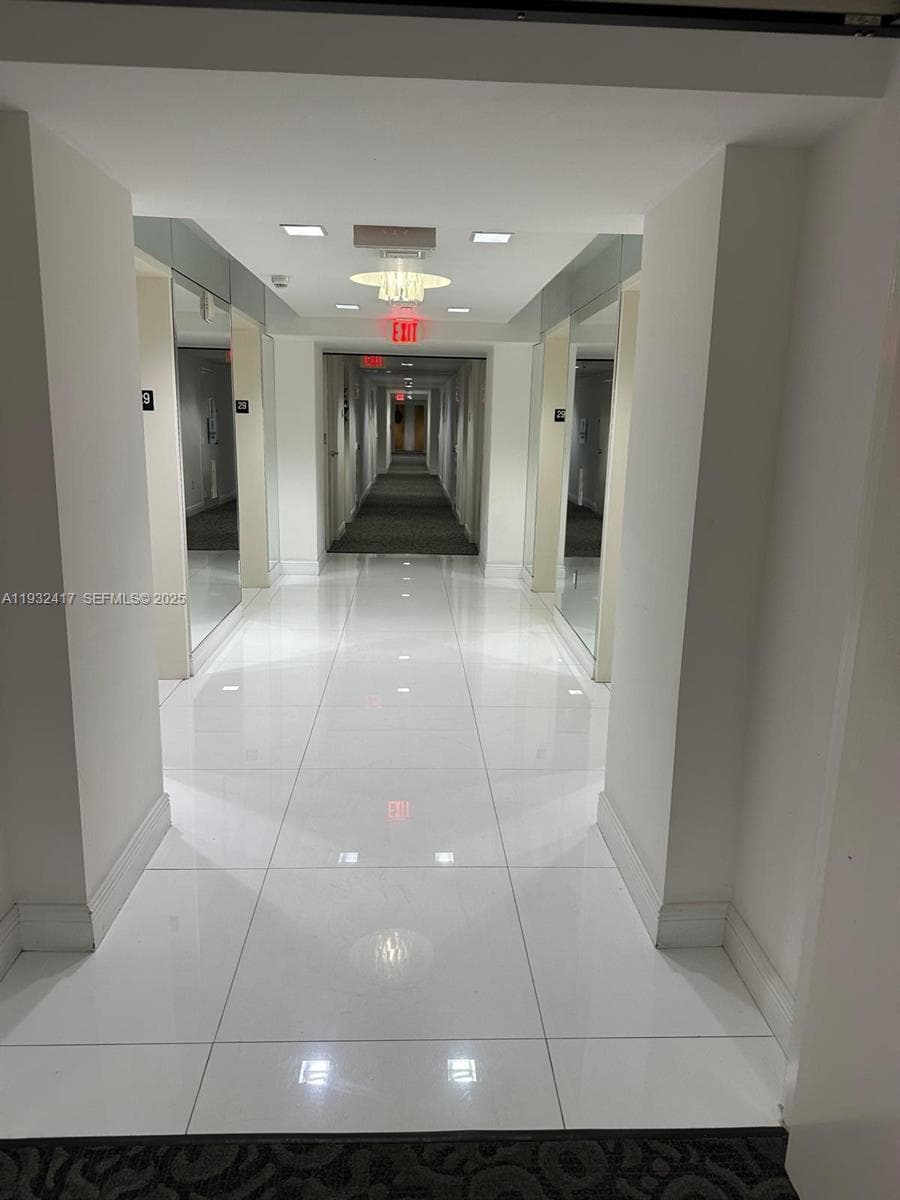 350 S Miami Ave # 2913, Miami FL 33130 — 4