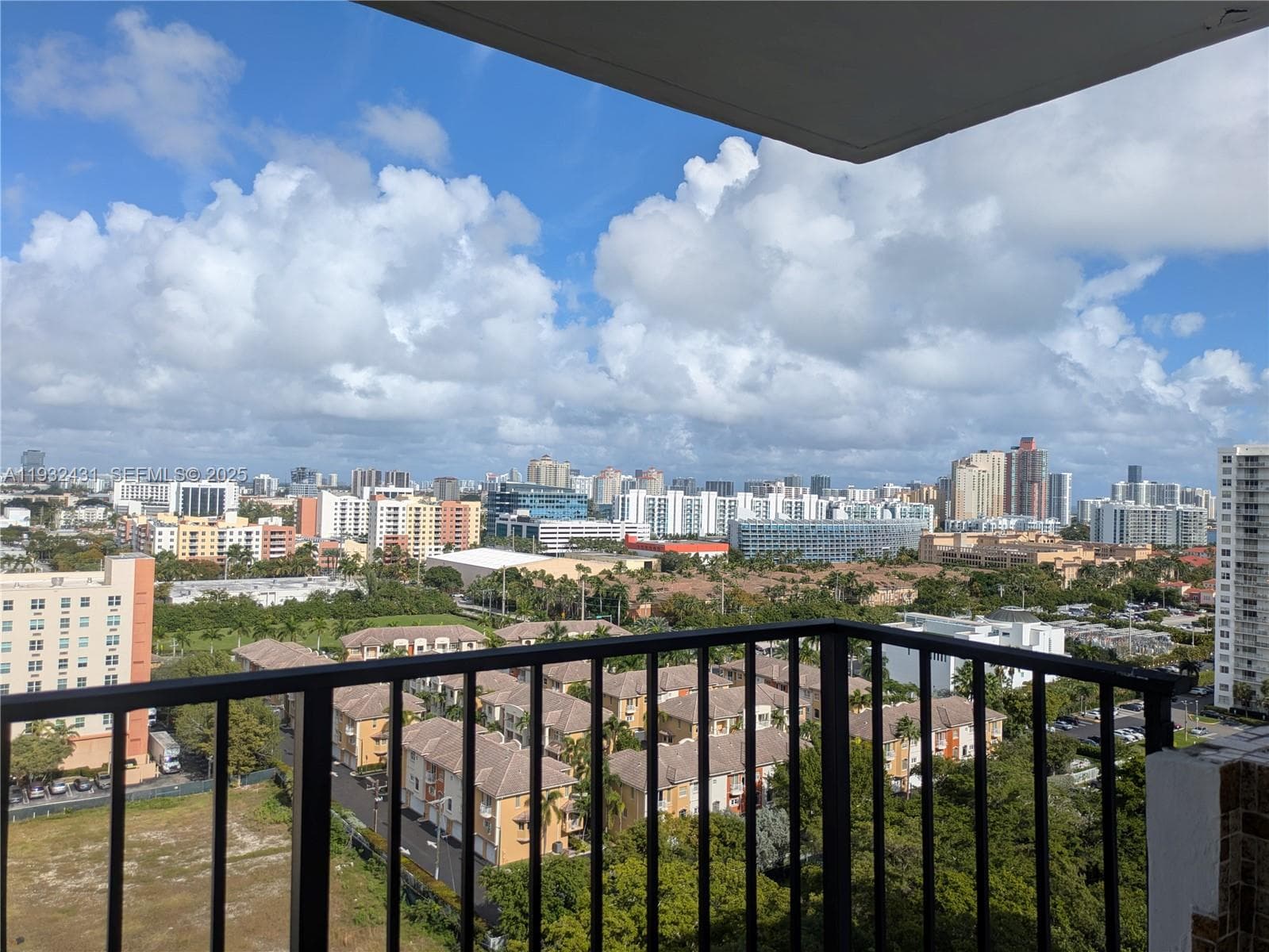 2780 NE 183rd St # 1805, Aventura FL 33160 — 14